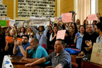 Los docentes municipales endurecen la medida de fuerza: no habr� clases jueves y viernes
