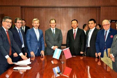 Entre R�os firma acuerdo de financiamiento con China para obras de gas