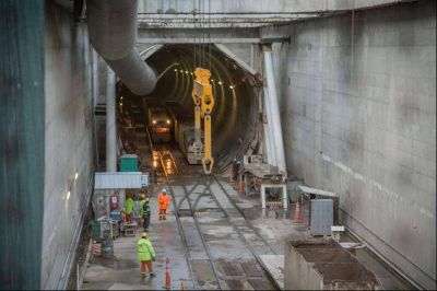 Para la comisi�n que investiga la obra del Sarmiento; no hubo sobreprecios