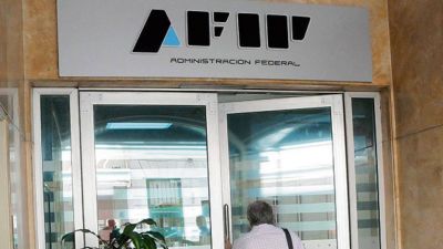 Para el d�ficit cero, hasta los despedidos pagan