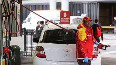 Buscan que las naftas absorban ahora la devaluaci�n y suban menos en 2019
