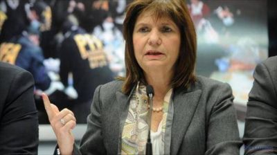 Ins�lita defensa de Patricia a la portaci�n de armas: 