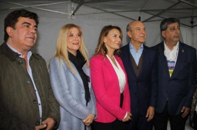 Magario, Espinoza y el rechazo oficialista: persigue el PJ bonaerense al voto evangelista
