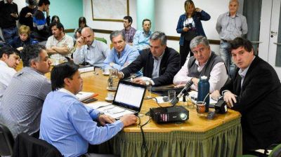 EPAS present� plan de obras en la ciudad mientras espera por el contrato de concesi�n de la Muni