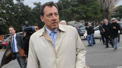 Detuvieron a un ex colaborador de Ricardo Echegaray en la AFIP: lo acusan de extorsionar a contribuyentes