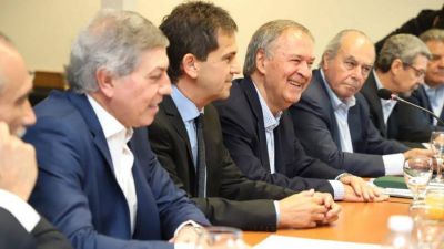 Schiaretti contrapone al modelo Macri, un ambicioso plan de obra p�blica con super�vit