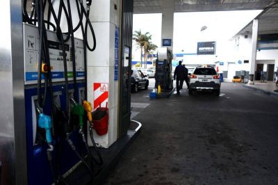 Preocupaci�n por la ca�da en las ventas de combustible: temen que haya despidos