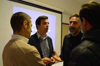 Rubinos: �Tierra del Fuego tiene mucho potencial en el sector de energ�as renovables�