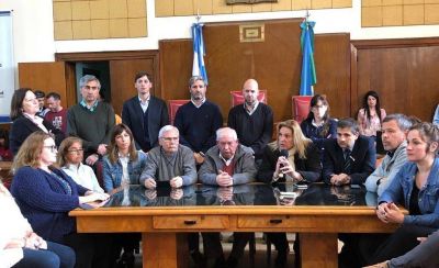 Se dijeron de todo, los concejales lo lograron, anuncios de Vidal y un papeln televisado al pas
