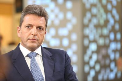 Massa lanza debates en el interior junto a gobernadores del peronismo