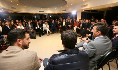 Massa inicia una gira nacional para arrimarse a los gobernadores