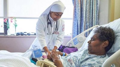 Francisco a los religiosos: salid de esquemas y comodidades, y estad cerca de quien sufre
