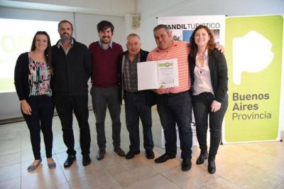 Dos alojamientos sustentables de Tandil recibieron distinci�n ambiental