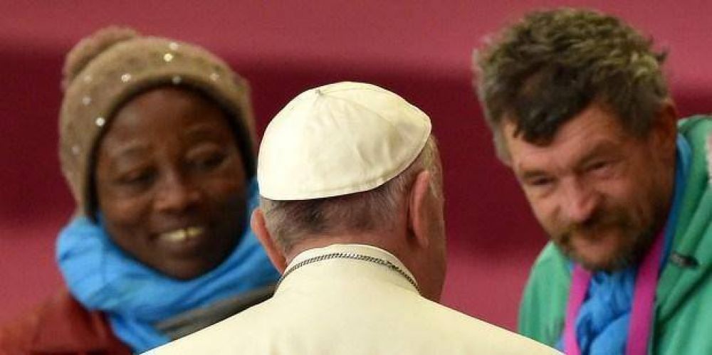 El Papa Francisco: Los pobres nos evangelizan