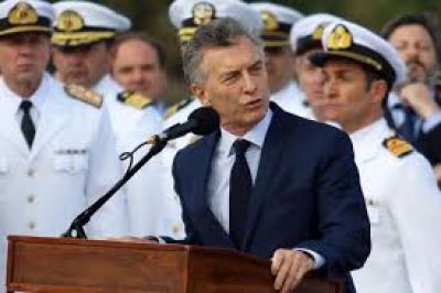 ARA San Juan: Macri decret� tres d�as de duelo nacional y anunci� que se abre 
