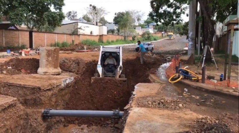 Obras en Posadas: Vialidad Provincial construye desages pluviales subterrneos en avenida Aguado