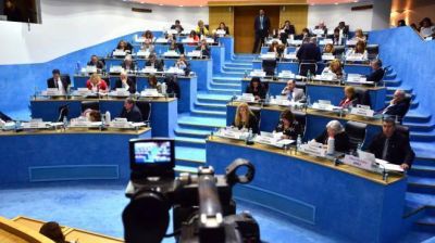 R�o Negro prev� tomar cr�ditos por u$s 70 millones