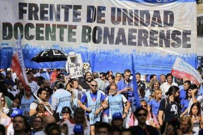 Arranca la semana con un paro docente bonaerense en reclamo de aumento salarial y mejoras edilicias