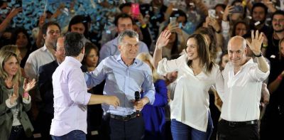 Para evitar nuevas internas, el oficialismo analiza una triple jugada electoral