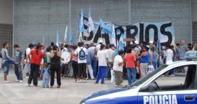 Organizaciones sociales pedir�n comida en supermercados de todo el pa�s