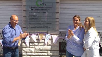 Reino inaugur� la sede propia del CEAT