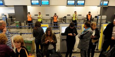 Aerol�neas: paro de 24 horas y acusaciones cruzadas entre la empresa y los gremios