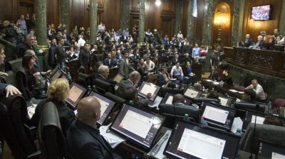 Universidad de Formaci�n Docente: La Iglesia sugiri� cambios a la ley del oficialismo