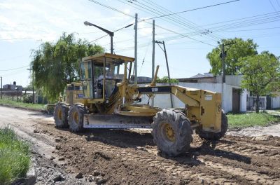 Realizan arreglo de calles en Barrio Campana