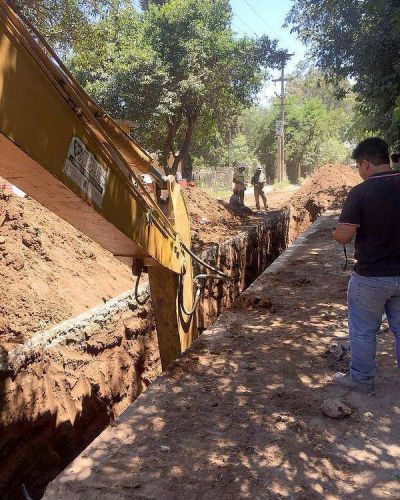 Avanzan las obras de drenajes lineales y cloacas de Villa El Libertador