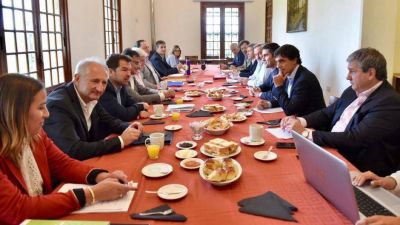 Los intendentes resisten el ajuste y no hubo acuerdo por el presupuesto de Vidal
