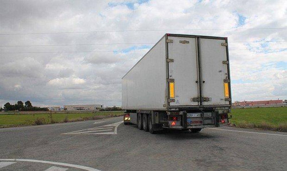 Los camioneros advierten de la convocatoria de un paro nacional a comienzos de ao