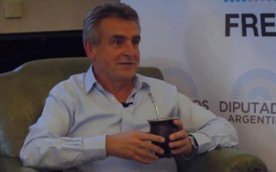 Rossi: �Lo que hace Vidal con los intendentes, es lo que hace Macri con las provincias�