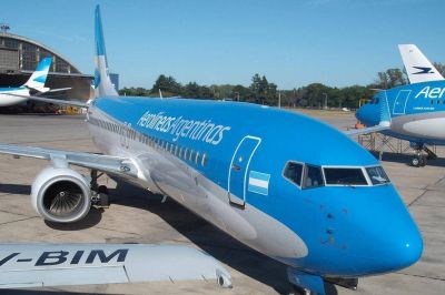 Por el paro, hoy no habr� vuelos de Aerol�neas y crece el conflicto con el Gobierno