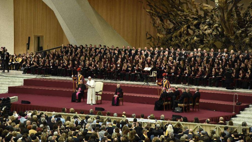 El Papa: que el coro anime el canto de toda la asamblea