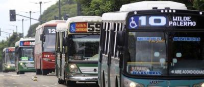 Una medida de fuerza gremial paraliz� el transporte durante tres horas: no hubo colectivos, trenes ni subtes