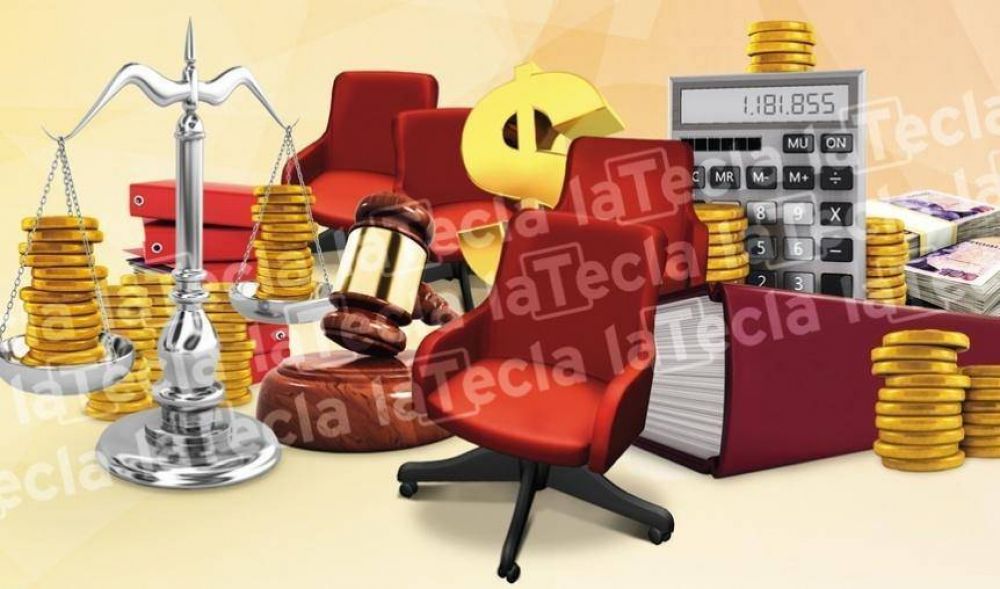 Pese a las cr�ticas, Vidal promulg� la reforma del fuero laboral