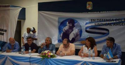 �Las �nicas unidades b�sicas que est�n abiertas los 365 d�as del a�o son los sindicatos�