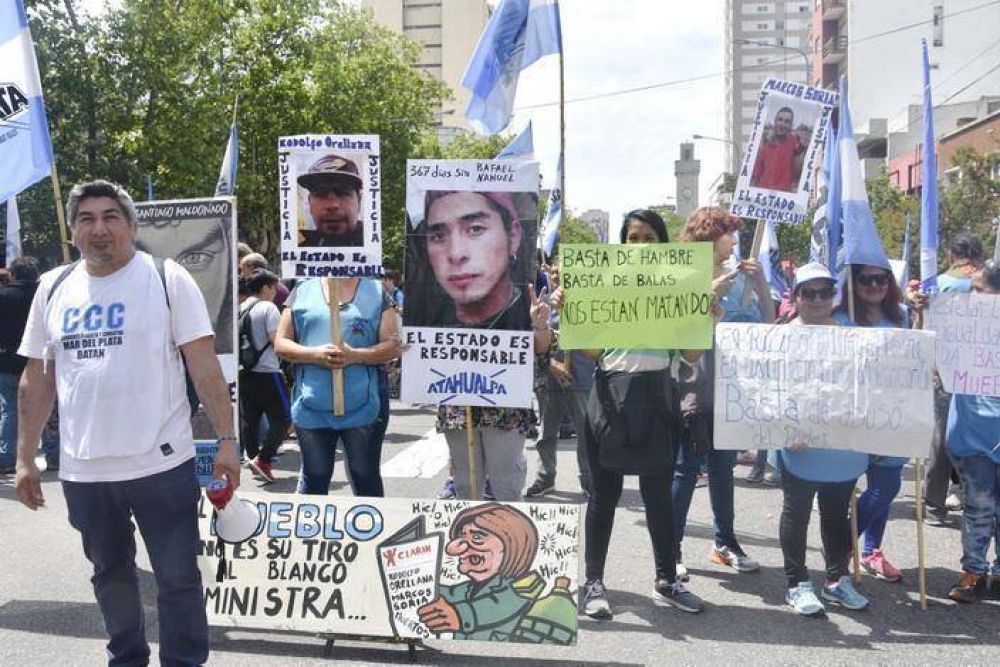 Organizaciones sociales reclamaron por Justicia y 30 mil bolsas de alimentos para las fiestas