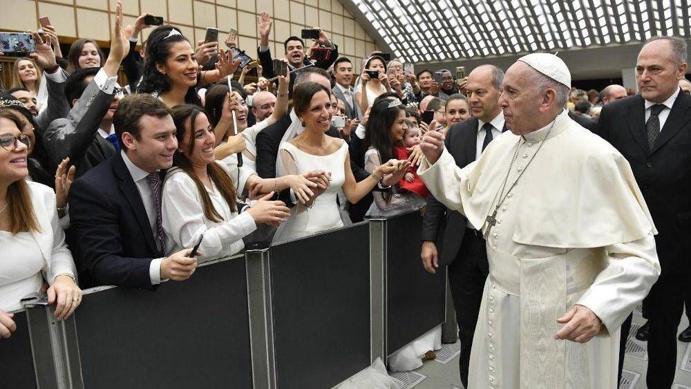 Catequesis del Papa: �Un coraz�n nuevo para descubrir a Cristo en el Dec�logo�