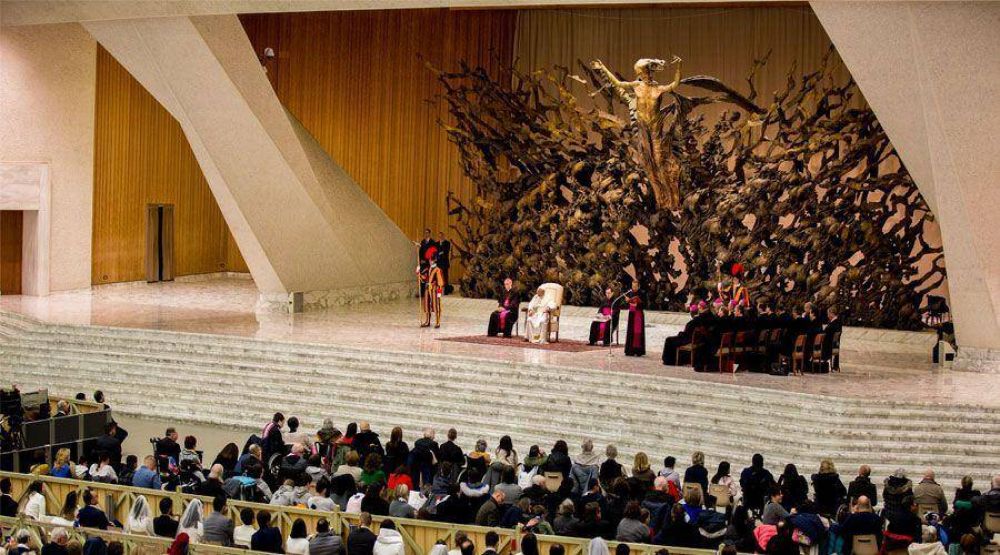El Papa asegura que los 10 Mandamientos son la aut�ntica verdad de la vida humana
