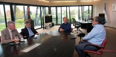 Rearmado peronista: ahora Juan Schiaretti se reuni� con Fernando �Chino� Navarro
