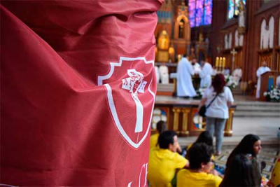 Legionarios: Aprueban Constituci�n de las consagradas y laicos