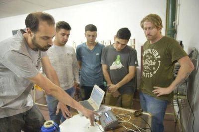 Pensar en las energ�as renovables desde la escuela t�cnica