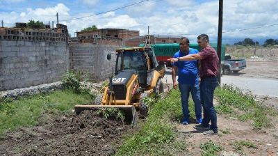 Ambiente intensifica la limpieza de canales