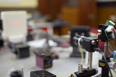 Investigadores bonaerenses desarrollan un �mam�grafo �ptico� libre de rayos X