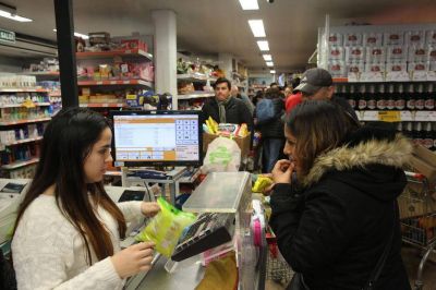 Malestar en las grandes cadenas de comercio minorista por la reapertura de paritarias