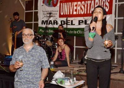 Celebraci�n de la Asociaci�n del Personal de la Universidad (APU)