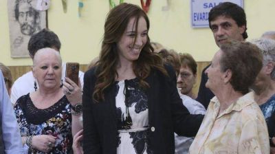 Desdoblar la elecci�n en Buenos Aires le costar�a a Vidal $ 2800 millones