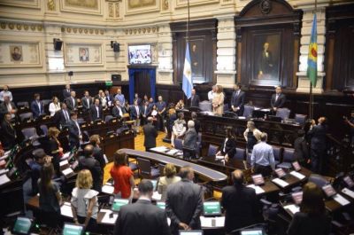 Vidal ya cuenta con Presupuesto, endeudamiento y Ley impositiva para el a�o electoral