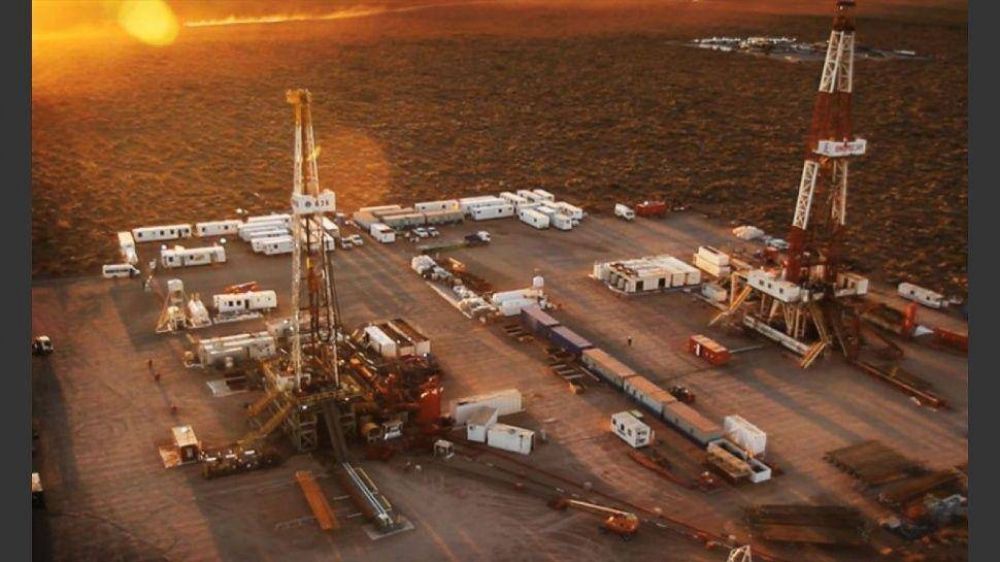 La petrolera de Galuccio se asocia con Shell para explorar en Vaca Muerta